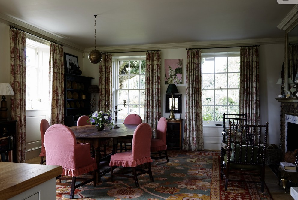 Country House - Lived in | Kitchen - dining area | Interior Designers